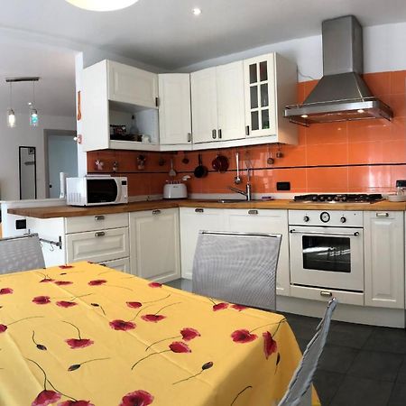 House Claudia By Holiday World Apartment Genova Exterior foto